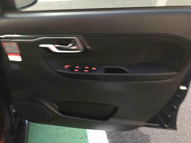 ムーヴ カスタム　ＸリミテッドＩＩ　ＳＡＩＩＩ　４ＷＤ　４ＷＤ　スマートアシスト　ナビ　オートエアコン　アルミホイール　プッシュボタンスタート　キーフリーシステム　パワーウィンドウ（22枚目）