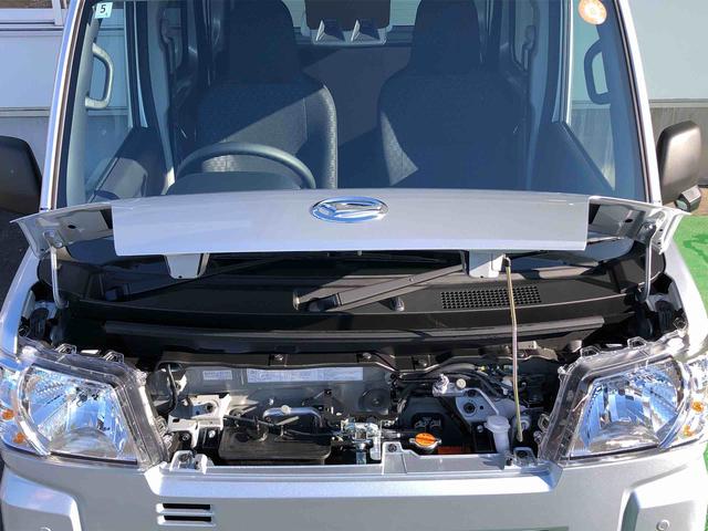 ハイゼットカーゴ ＤＸ　４ＷＤ　走行距離６９０ｋｍ　４ＷＤ　スマートアシスト　マニュアルエアコン　コーナーセンサー　キーレスエントリー　スチールホイール　マニュアルエアコン（17枚目）