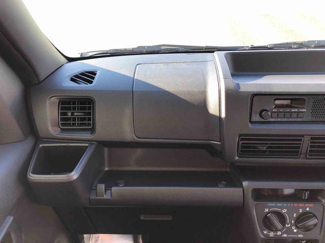ハイゼットカーゴ ＤＸ　４ＷＤ　走行距離６９０ｋｍ　４ＷＤ　スマートアシスト　マニュアルエアコン　コーナーセンサー　キーレスエントリー　スチールホイール　マニュアルエアコン（43枚目）
