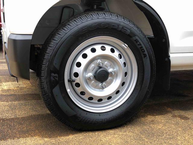 ハイゼットカーゴ ＤＸ　４ＷＤ　走行距離９ｋｍ　４ＷＤ　スマートアシスト　マニュアルエアコン　スチールホイール　キーレスエントリー　コーナーセンサー　スライドドア　アイドリングストップ（19枚目）