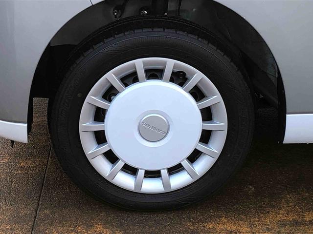 ムーヴキャンバス ストライプスＧ　４ＷＤ　走行距離４５２７ｋｍ　４ＷＤ　スマートアシスト　フルホイールキャップ　スライドドア　プッシュボタンスタート　オートライト　ホッとカップホルダー（19枚目）