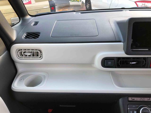 ムーヴキャンバス ストライプスＧ　４ＷＤ　走行距離４５２７ｋｍ　４ＷＤ　スマートアシスト　フルホイールキャップ　スライドドア　プッシュボタンスタート　オートライト　ホッとカップホルダー（26枚目）