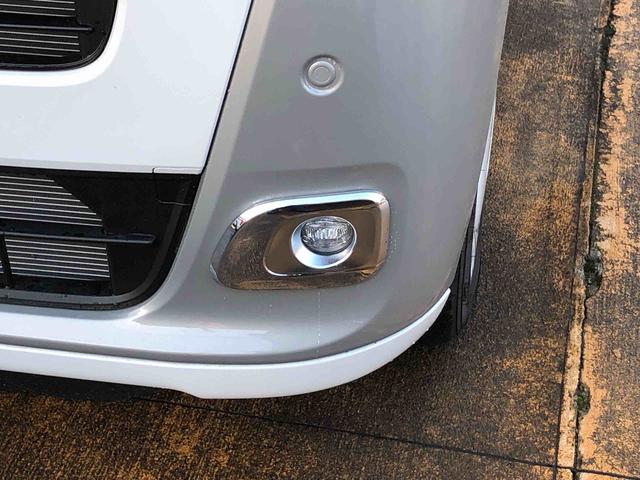 ムーヴキャンバス ストライプスＧ　４ＷＤ　走行距離４５２７ｋｍ　４ＷＤ　スマートアシスト　フルホイールキャップ　スライドドア　プッシュボタンスタート　オートライト　ホッとカップホルダー（55枚目）