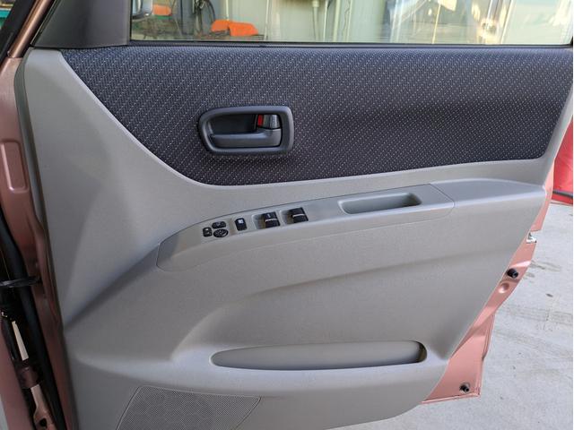 パレット Ｔ　４ＷＤ　スマートキー　両側パワースライド　運転席シートヒーター　リアスポイラー　社外ＣＤ　純正アルミホイール（26枚目）