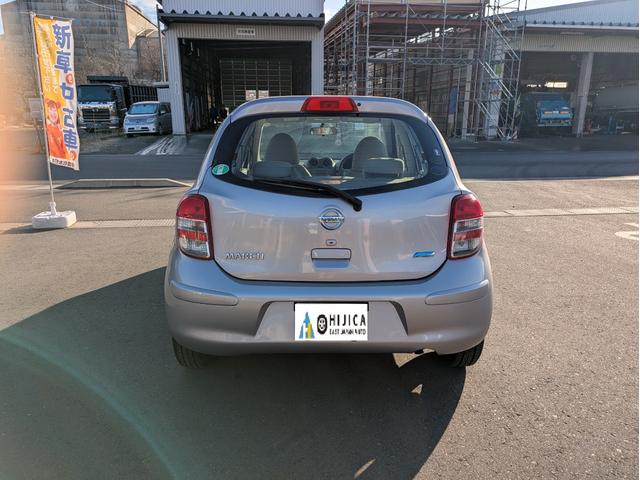 マーチ １２Ｘ　社外ＣＤ　スマートキー　アイドリンクストップ　電動格納ミラー（4枚目）