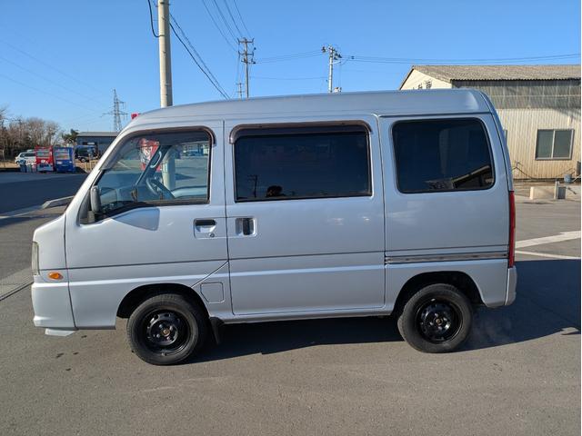 サンバーバン ＶＢ　タイミングベルト交換済み　エアコン　パワステ　運転席エアバック　５速マニュアル　切替４ＷＤ　ＥＴＣ車載器（4枚目）