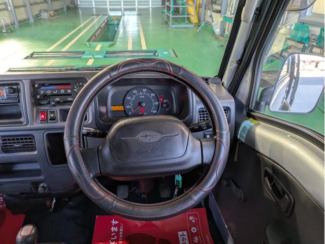 サンバーバン ＶＢ　タイミングベルト交換済み　エアコン　パワステ　運転席エアバック　５速マニュアル　切替４ＷＤ　ＥＴＣ車載器（10枚目）