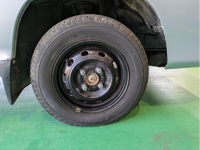 サンバーバン ＶＢ　タイミングベルト交換済み　エアコン　パワステ　運転席エアバック　５速マニュアル　切替４ＷＤ　ＥＴＣ車載器（24枚目）