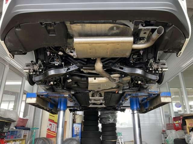 ヴォクシー ハイブリッドS-Z 4WD 10.5インチディスプレイオーディオ 14インチフリップダウンモニター パワーリアゲート モデリスタエアロ ヘッドアップディスプレイ DVD パノラミックビューモニター ETC シートヒーター(20枚目)