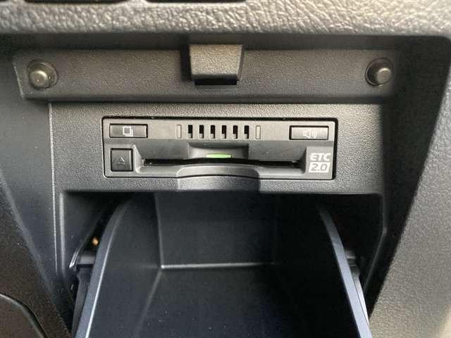 ヴェルファイア 2.5Z Aエディション ゴールデンアイズ 4WD 純正12インチナビ フリップダウンモニター 純正ドライブレコーダー パワーバックドア ETC2.0 両側パワースライドドア バックカメラ フルセグTV ハーフレザーシート 記録簿(10枚目)