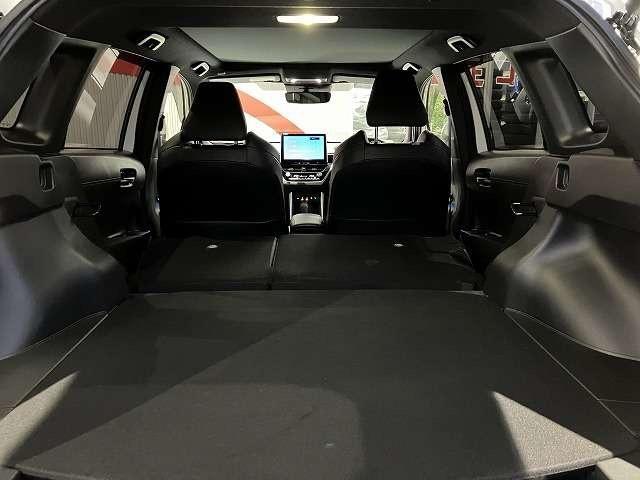 カローラクロス ハイブリッド Z 4WD E-Four 寒冷地仕様 10.25インチディスプレイオーディオ パノラマルーフ パノラミックビューモニター エンジンスターター ETC2.0 パワーリアゲート パワーシート シートヒーター(13枚目)