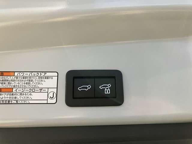 カローラクロス ハイブリッド Z 4WD E-Four 寒冷地仕様 10.25インチディスプレイオーディオ パノラマルーフ パノラミックビューモニター エンジンスターター ETC2.0 パワーリアゲート パワーシート シートヒーター(14枚目)