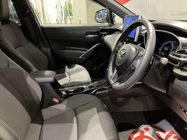 カローラクロス ハイブリッド Z 4WD E-Four 寒冷地仕様 10.25インチディスプレイオーディオ パノラマルーフ パノラミックビューモニター エンジンスターター ETC2.0 パワーリアゲート パワーシート シートヒーター(18枚目)