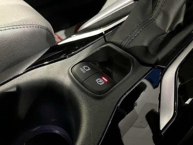 カローラクロス ハイブリッド Z 4WD E-Four 寒冷地仕様 10.25インチディスプレイオーディオ パノラマルーフ パノラミックビューモニター エンジンスターター ETC2.0 パワーリアゲート パワーシート シートヒーター(19枚目)