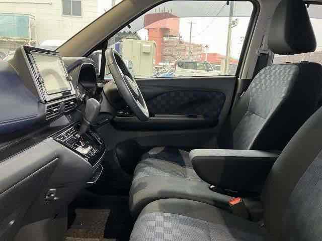 デイズ ハイウェイスター X ETC 全周囲カメラ ナビ TV クリアランスソナー 衝突被害軽減システム オートライト LEDヘッドランプ スマートキー アイドリングストップ 電動格納ミラー シートヒーター ベンチシート CVT(13枚目)