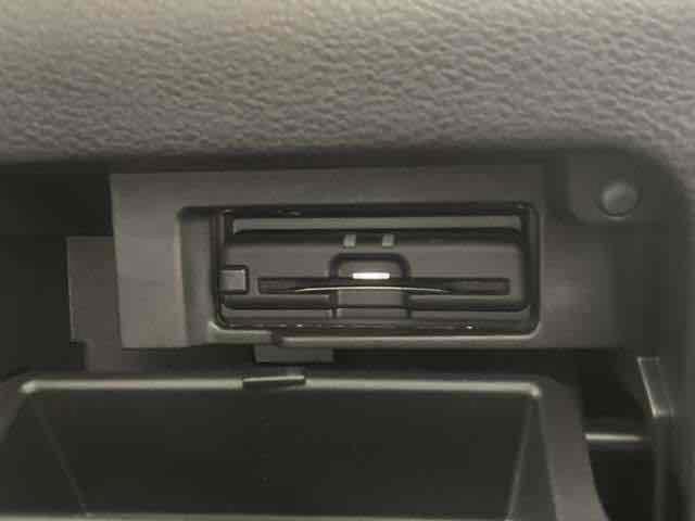 セレナ ハイウェイスターV ドライブレコーダー ETC 全周囲カメラ TV パークアシスト 両側電動スライドドア アイドリングストップ 電動格納ミラー 後席モニター 3列シート AT アルミホイール(6枚目)