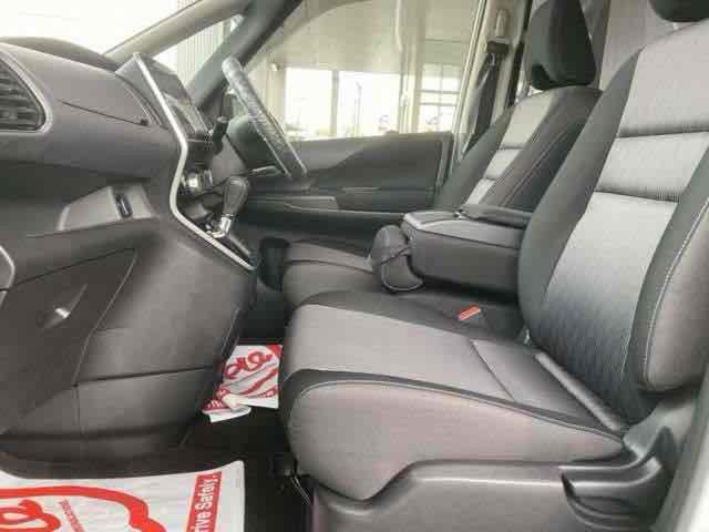 セレナ ハイウェイスターV ドライブレコーダー ETC 全周囲カメラ TV パークアシスト 両側電動スライドドア アイドリングストップ 電動格納ミラー 後席モニター 3列シート AT アルミホイール(25枚目)