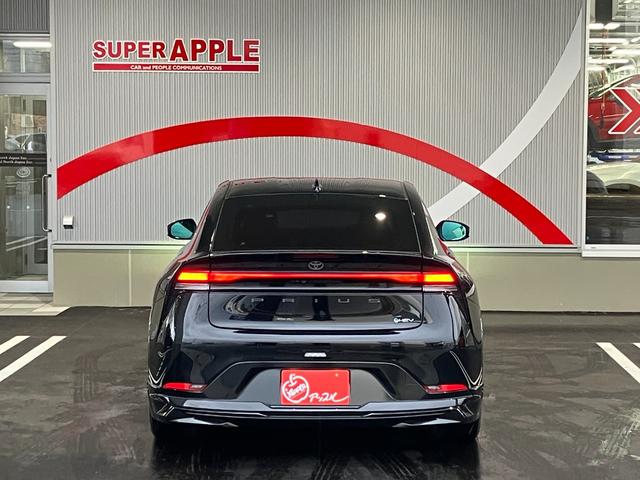 プリウス Ｚ　４ＷＤ　クリアランスソナー　レーンアシスト　オートクルーズコントロール　パークアシスト　衝突被害軽減システム　全周囲カメラ　ナビ　ＴＶ　アルミホイール　オートマチックハイビーム　オートライト（16枚目）