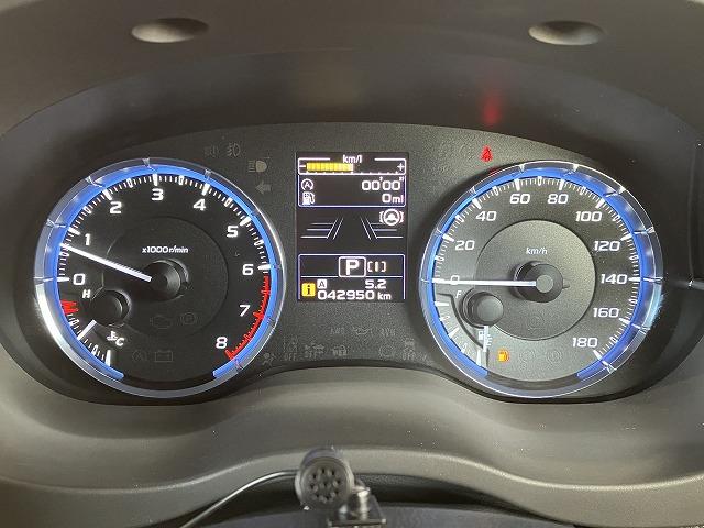 レヴォーグ １．６ＧＴアイサイト　Ｖスポーツ　４ＷＤ　ＥＴＣ　バックカメラ　サイドカメラ　ナビ　ＴＶ　クリアランスソナー　オートクルーズコントロール　レーンアシスト　衝突被害軽減システム　アルミホイール　オートライト　ＬＥＤヘッドランプ（28枚目）