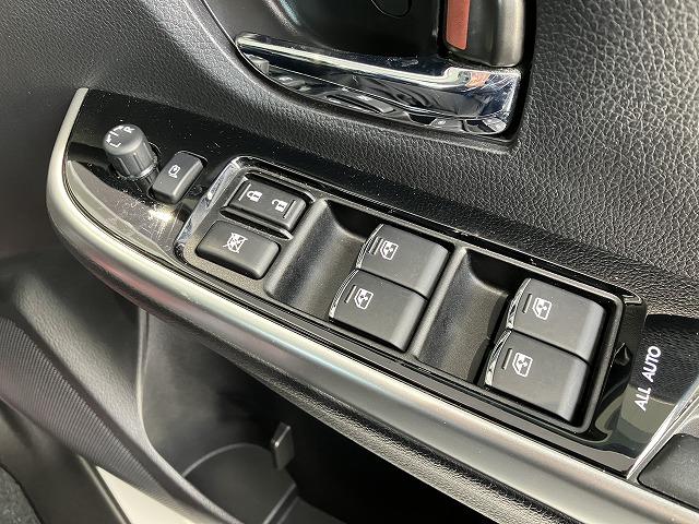 レヴォーグ １．６ＧＴアイサイト　Ｖスポーツ　４ＷＤ　ＥＴＣ　バックカメラ　サイドカメラ　ナビ　ＴＶ　クリアランスソナー　オートクルーズコントロール　レーンアシスト　衝突被害軽減システム　アルミホイール　オートライト　ＬＥＤヘッドランプ（38枚目）