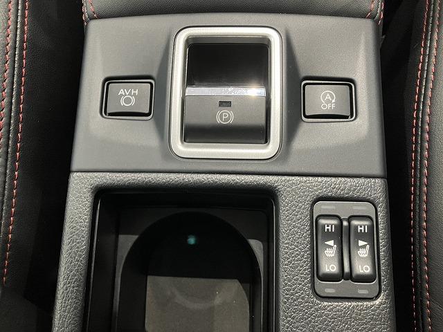 快適装備のシートヒーター付き。エアコンって前面しか当たらずに背中は冷え冷えなんて事もありますよね。快適に調整できますよ。