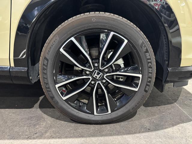 ヴェゼル ｅ：ＨＥＶ　Ｚ　４ＷＤ　バックカメラ　クリアランスソナー　オートクルーズコントロール　レーンアシスト　衝突被害軽減システム　ナビ　ＴＶ　オートライト　ＬＥＤヘッドランプ　電動リアゲート　アルミホイール　スマートキー（21枚目）