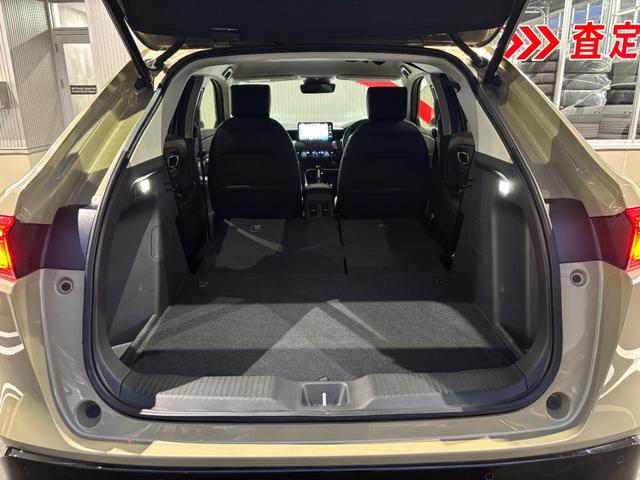 ヴェゼル ｅ：ＨＥＶ　Ｚ　４ＷＤ　バックカメラ　クリアランスソナー　オートクルーズコントロール　レーンアシスト　衝突被害軽減システム　ナビ　ＴＶ　オートライト　ＬＥＤヘッドランプ　電動リアゲート　アルミホイール　スマートキー（27枚目）