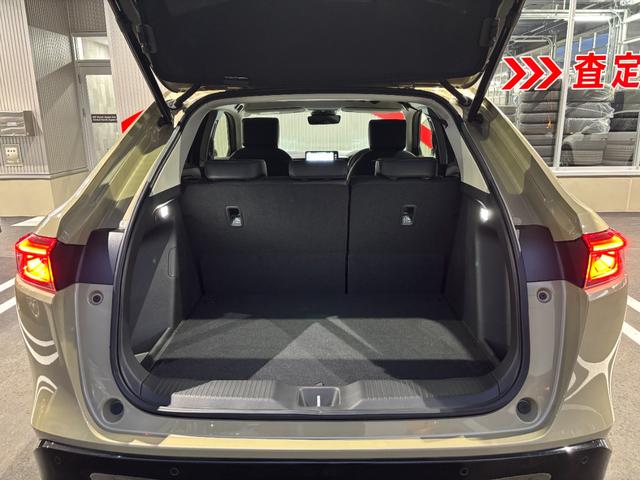 ヴェゼル ｅ：ＨＥＶ　Ｚ　４ＷＤ　バックカメラ　クリアランスソナー　オートクルーズコントロール　レーンアシスト　衝突被害軽減システム　ナビ　ＴＶ　オートライト　ＬＥＤヘッドランプ　電動リアゲート　アルミホイール　スマートキー（28枚目）