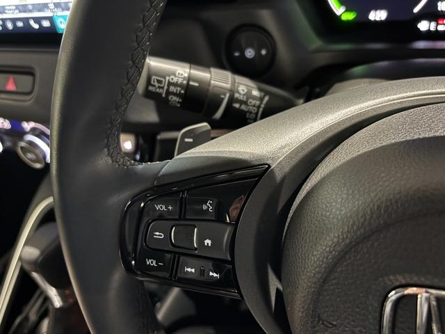 ヴェゼル ｅ：ＨＥＶ　Ｚ　４ＷＤ　バックカメラ　クリアランスソナー　オートクルーズコントロール　レーンアシスト　衝突被害軽減システム　ナビ　ＴＶ　オートライト　ＬＥＤヘッドランプ　電動リアゲート　アルミホイール　スマートキー（31枚目）