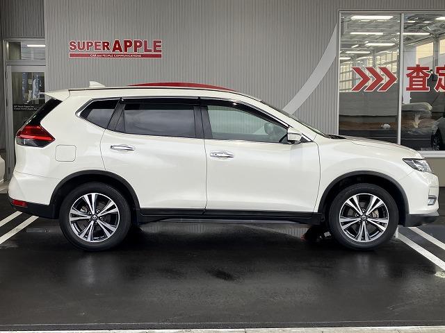 エクストレイル ２０Ｘｉ　プロパイロット　アラウンドビューモニター　社外ナビ　Ｂｌｕｅｔｏｏｔｈ　フルセグＴＶ　ＤＶＤ再生　パワーリアゲート　オートホールド　音楽録音（9枚目）