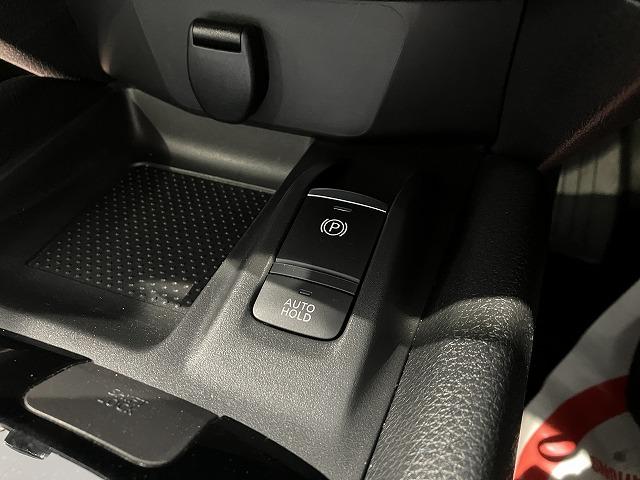 エクストレイル ２０Ｘｉ　プロパイロット　アラウンドビューモニター　社外ナビ　Ｂｌｕｅｔｏｏｔｈ　フルセグＴＶ　ＤＶＤ再生　パワーリアゲート　オートホールド　音楽録音（15枚目）