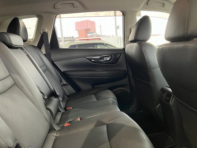 エクストレイル ２０Ｘｉ　プロパイロット　アラウンドビューモニター　社外ナビ　Ｂｌｕｅｔｏｏｔｈ　フルセグＴＶ　ＤＶＤ再生　パワーリアゲート　オートホールド　音楽録音（24枚目）