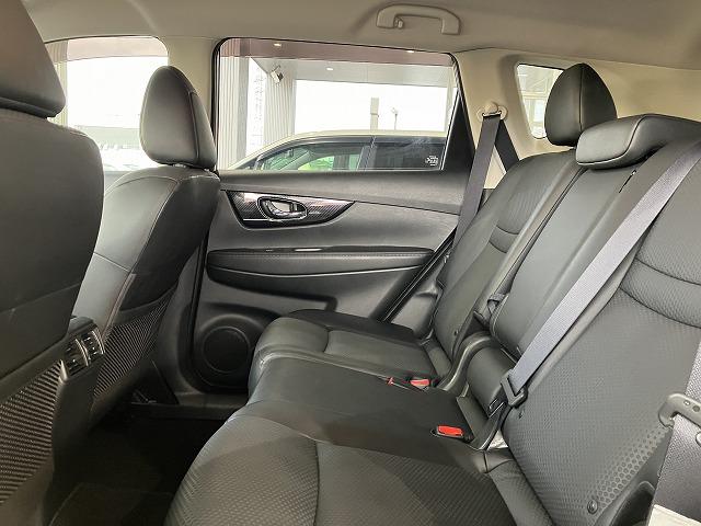 エクストレイル ２０Ｘｉ　プロパイロット　アラウンドビューモニター　社外ナビ　Ｂｌｕｅｔｏｏｔｈ　フルセグＴＶ　ＤＶＤ再生　パワーリアゲート　オートホールド　音楽録音（27枚目）