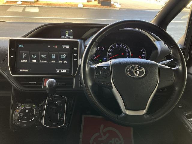 ヴォクシー ZS 煌II 寒冷地仕様 純正9インチナビ フリップダウンモニター バックカメラ 両側パワースライドドア ETC Bluetooth フルセグTV DVD再生(2枚目)