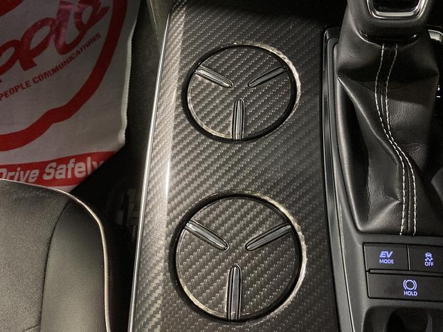 クラウンハイブリッド RSアドバンス Four 4WD ドライブレコーダー ETC クリアランスソナー レーンアシスト オートクルーズコントロール パークアシスト 衝突被害軽減システム 全周囲カメラ ナビ TV アルミホイール(16枚目)