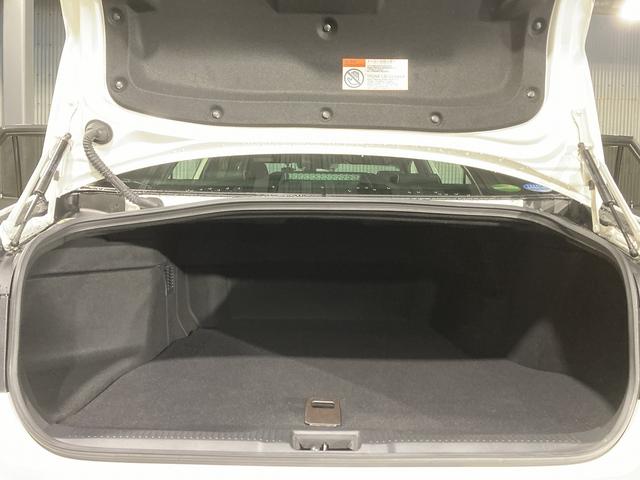 クラウンハイブリッド RSアドバンス Four 4WD ドライブレコーダー ETC クリアランスソナー レーンアシスト オートクルーズコントロール パークアシスト 衝突被害軽減システム 全周囲カメラ ナビ TV アルミホイール(19枚目)