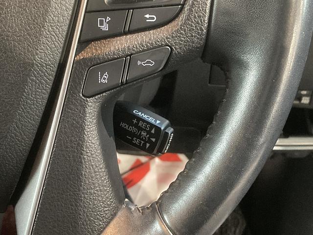 ヴェルファイアハイブリッド Ｚ　４ＷＤ　ハイブリッド　ドライブレコーダー　バックカメラ　ナビ　ＴＶ　両側電動スライドドア　クリアランスソナー　オートクルーズコントロール　レーンアシスト　衝突被害軽減システム　オートマチックハイビーム（4枚目）