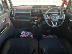 運転者にとっては日々使用することとなる運転席です。運転席が快適だと運転に集中することができますね。 2