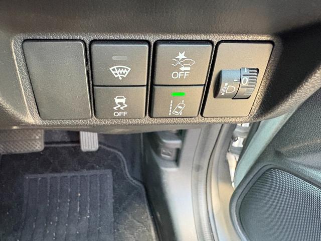 シャトル ハイブリッド　ホンダセンシング　４ＷＤ　社外ナビ　バックカメラ　ＥＴＣ　Ｂｌｕｅｔｏｏｔｈ　ドラレコ前後（20枚目）