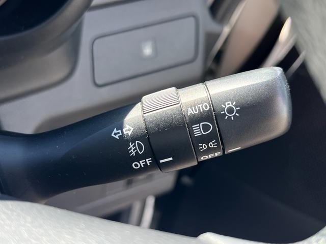 ムーヴ カスタム　ＲＳ　４ＷＤ　ターボ　ＭＯＭＯステアリング　ＬＥＤヘッドライト　ＥＴＣ　スマートキー　プッシュスタート　エンジンスターター（14枚目）