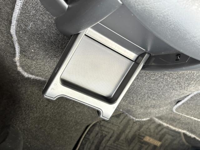 ハイエースワゴン ＧＬ　４ＷＤ　１０人乗り　ＴＶ、ナビ　Ｂｌｕｅｔｏｏｔｈ　キーレス　オートライト　バックカメラ（24枚目）