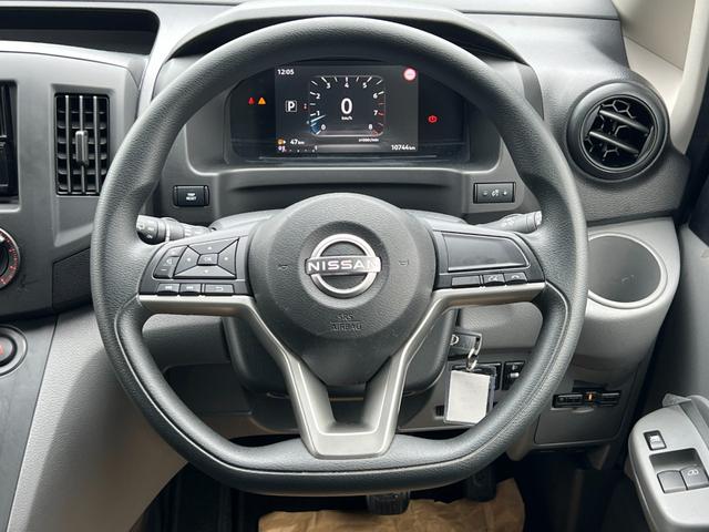 ＮＶ２００バネットバン ＧＸ　４ＷＤ　ワンオーナー　オートライト　ＥＴＣ　２／５人乗り（11枚目）