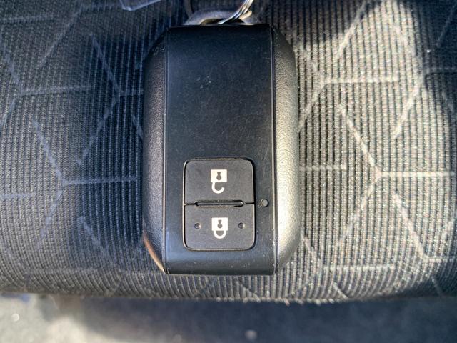 スイフト ＸＧ　ワンオーナー　セーフティサポート　パドルシフト　オートライト　クルーズコントロール　スマートキー　ＥＴＣ　シートヒーター（23枚目）