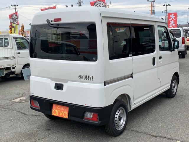 ハイゼットカーゴ ＤＸ　４ＷＤ　ＣＤオーディオ　キーレス　スマートアシスト　障害物センサー　アイドリングストップ（4枚目）