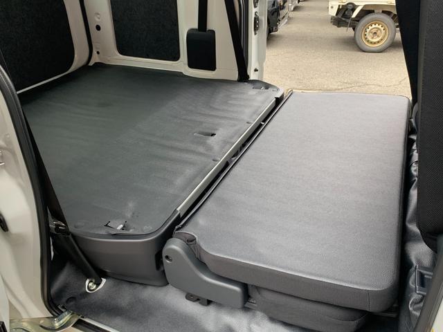 ハイゼットカーゴ ＤＸ　４ＷＤ　ＣＤオーディオ　キーレス　スマートアシスト　障害物センサー　アイドリングストップ（28枚目）