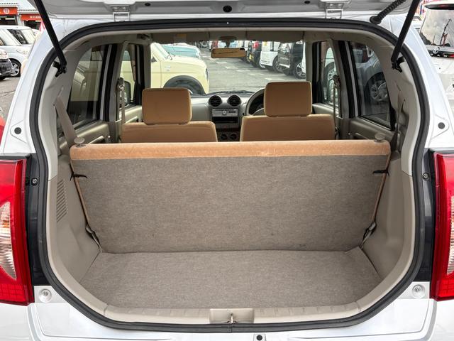 ピノ Ｓ　ＦＯＵＲ　５速マニュアル　ＣＤオーディオ（7枚目）