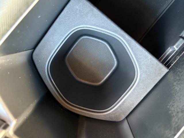 シビック ハッチバック 6速マニュアル 純正ナビ Bluetooth バックカメラ ドライブレコーダー 純正アルミ プッシュスタート スマートキー クルーズコントロール ETC シートヒーター(17枚目)