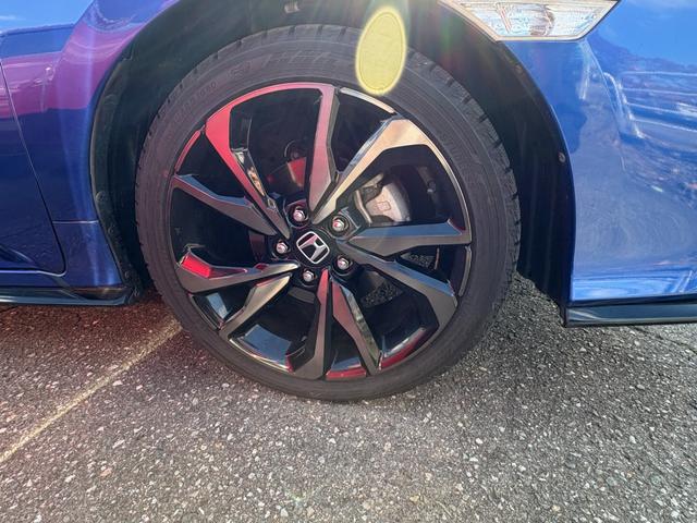 シビック ハッチバック　純正ナビ・フルセグＴＶ　シートヒーター　バックカメラ　クルーズコントロール　ＥＴＣ　ＬＥＤヘッドライト　ホンダセンシング（32枚目）