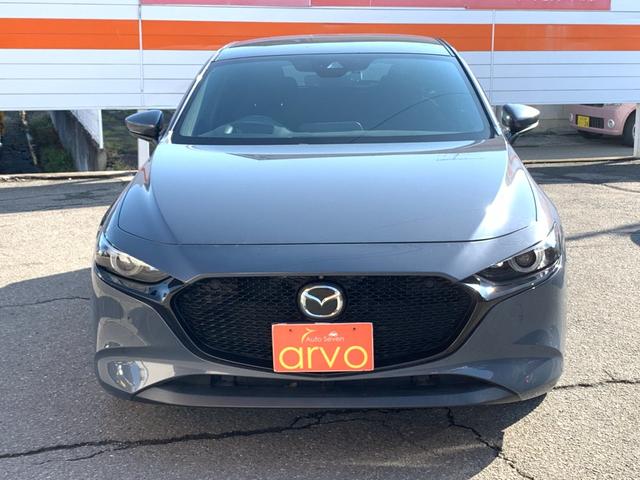ＭＡＺＤＡ３ファストバック ＸＤプロアクティブ　ツーリングセレクション　純正ナビ　Ｂｌｕｅｔｏｏｔｈ　シートヒーター　ステアリングヒーター　ＥＴＣ　バックカメラ　ＬＥＤヘッドライト　スマートキー　プッシュスタート（3枚目）