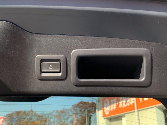 ＭＡＺＤＡ３ファストバック ＸＤプロアクティブ　ツーリングセレクション　純正ナビ　Ｂｌｕｅｔｏｏｔｈ　シートヒーター　ステアリングヒーター　ＥＴＣ　バックカメラ　ＬＥＤヘッドライト　スマートキー　プッシュスタート（9枚目）